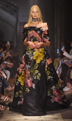  Elie Saab باريس خريف/شتاء2025