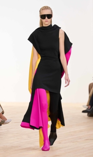  Loewe باريس ربيع/صيف2026