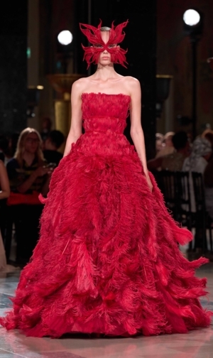  Elie Saab باريس خريف/شتاء2027