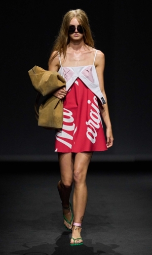  MM6 Maison Martin Margiela ميلانو ربيع/صيف2027