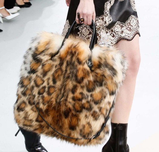 حقائب لويس فويتون لخريف 2015 هي الأجمل حتى اليوم