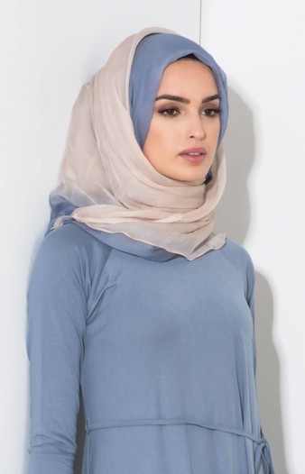 حجاب من حرير الشيفون يستهدف الشرق الأوسط!