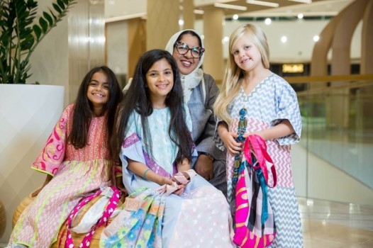 نازك الصبّاغ تكرّم بنات شهداء الإمارات بمجموعة "حق الليلة"