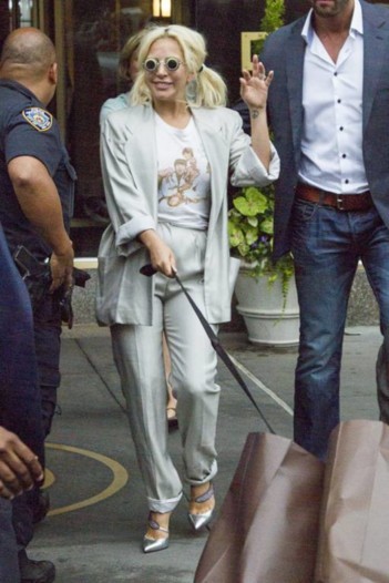 ماذا ارتدت ليدي غاغا في نيويورك؟