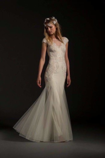 Temperley Bridal وتصور مختلف تماماً عن مفهوم أزياء الزفاف!