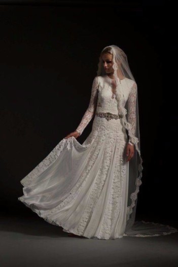 Temperley Bridal وتصور مختلف تماماً عن مفهوم أزياء الزفاف!