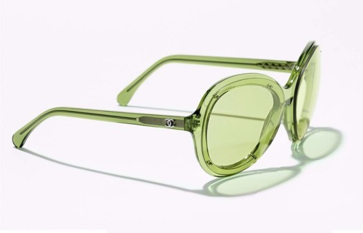 نظارات Chanel الشمسية!