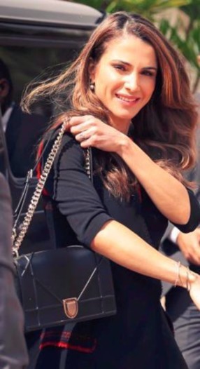 الملكة رانيا العبدالله ملكة على عرش الأناقة