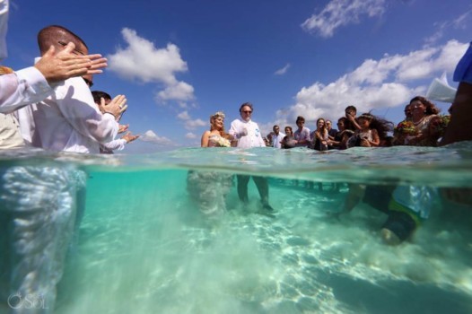 زفاف خيالي في ماء “البحر الكاريبي”
