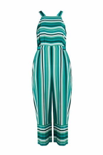Whistles تطرح مجموعة أزيائها النسائية