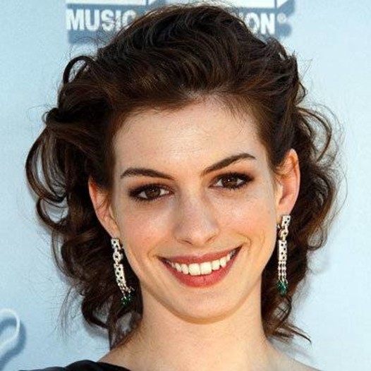 Anne Hathaway على مرّ السنين