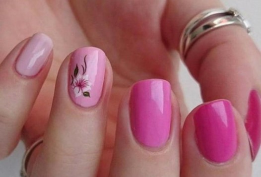 أجمل الأظافر الوردية لدعم حملة الوقاية من سرطان الثدي