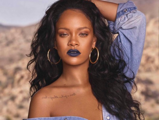 ما هي مجموعة Rihanna الجديدة لأحمر الشفاه؟