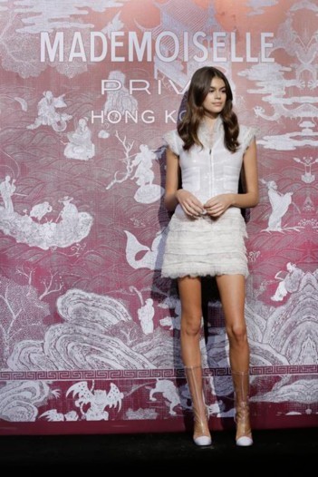 هكذا بدت النجمات في معرض Chanel Mademoiselle Privé Hong Kong