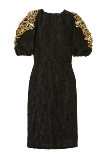 NET-A-PORTER يبيع أزياء Anna Dello Russo لفترة محدودة بأسعار مخفّضة!