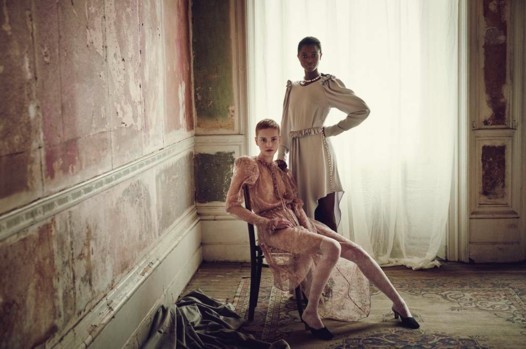 حملة فساتين السهرة من NET-A-PORTER