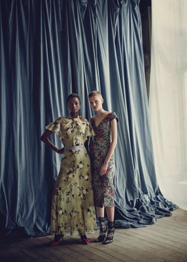 حملة فساتين السهرة من NET-A-PORTER