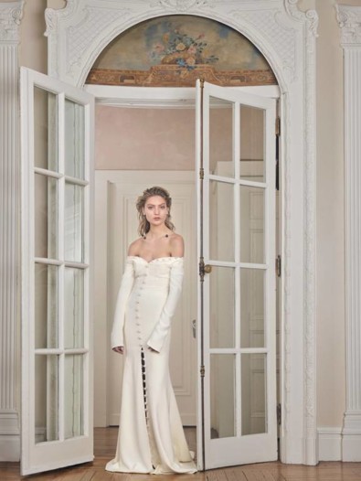 مجموعة العرائس على موقع NET-A-PORTER