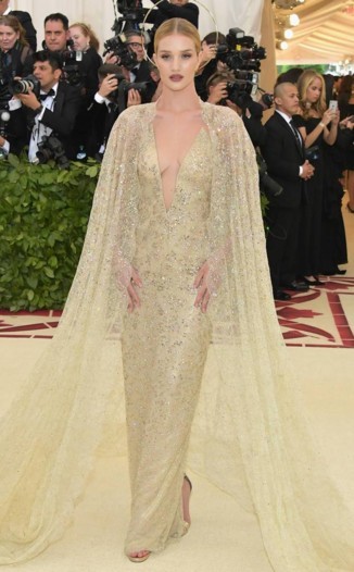 ماذا إرتدت النجمات في حفل الـMET Gala لعام 2018؟