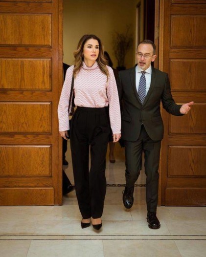 أجمل إطلالات الملكة رانيا!