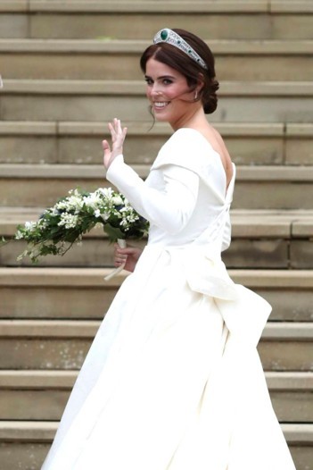 بالصور: زفاف الأميرة أوجيني حفيدة الملكة إليزابيت