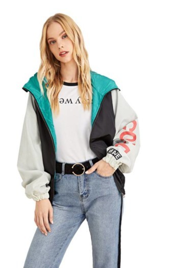 SHEIN ومجموعة مستوحاة من الأزياء الرياضية