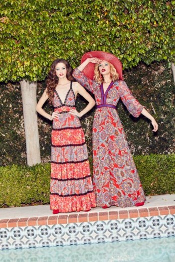 الموضة عابرة للثقافات مع Alice + Olivia