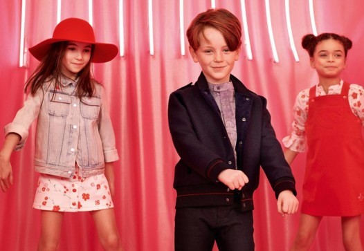 مجموعة الأطفال من Dior