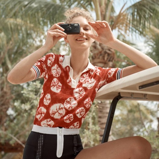 الأزياء الملائمة لعطلات الصيف من THE OUTNET