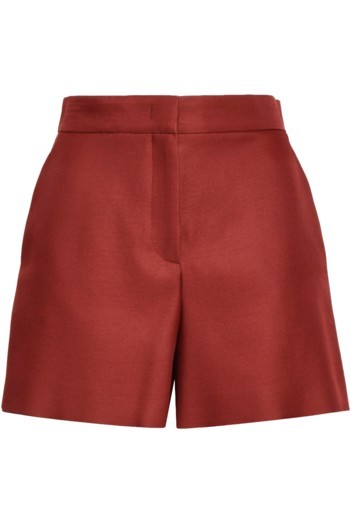 الأزياء الملائمة لعطلات الصيف من THE OUTNET