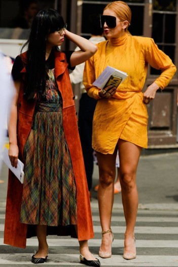 أناقة إطلالات الشارع الباريسي خلال أسبوع الموضة