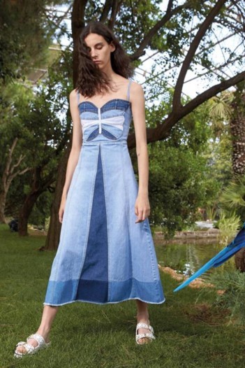 مجموعة إنتقائية من REDValentino