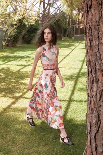 مجموعة إنتقائية من REDValentino