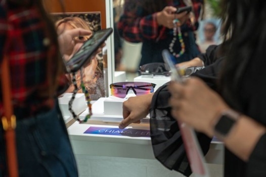واجه الشمسي بأناقة مع Sunglass Hut