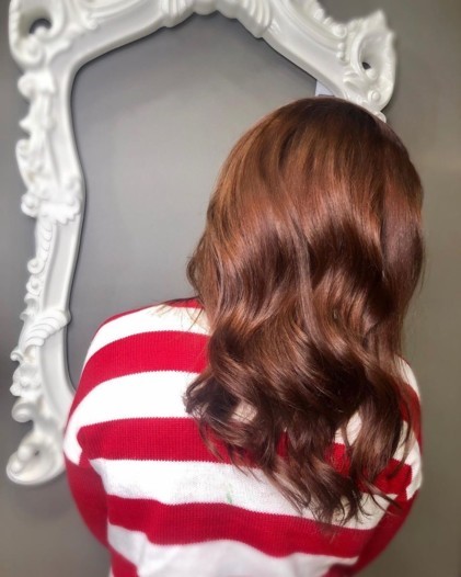 آخر صيحة: الشعر النحاسي الذهبي المائل للأحمر