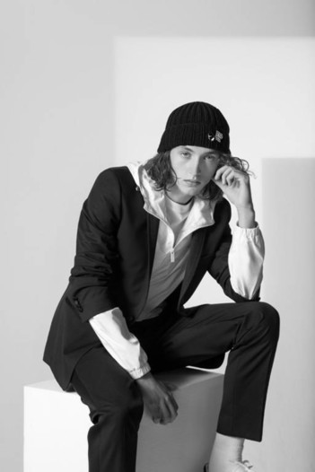 Karl Lagerfeld X The Woolmark في تعاون مميز