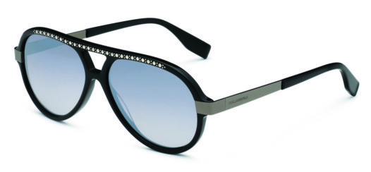 Karl Lagerfeld ونظارات أيقونية