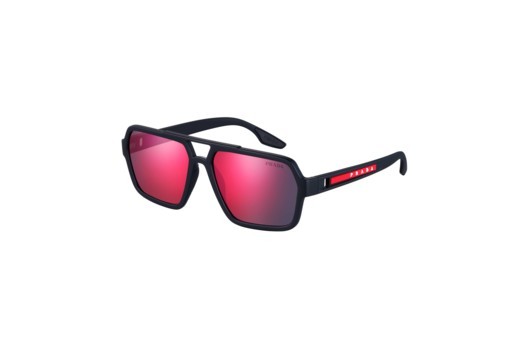 أحدث علامات النظارات مع Luxottica