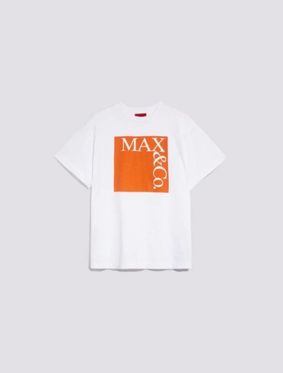 تي شيرتات بسيطة بألوان مختلف من Max & Co.