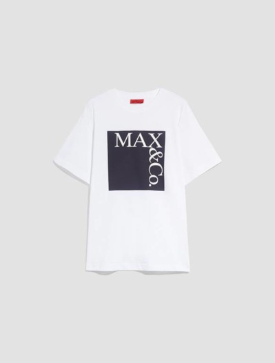 تي شيرتات بسيطة بألوان مختلف من Max & Co.