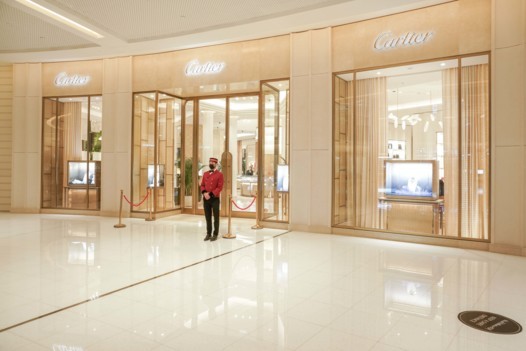 كارتييه تعيد افتتاح متجرها في دبي مول