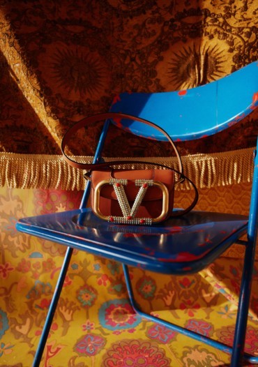 إكتشفي مجموعة Valentino Escape 2021 الكبسولة