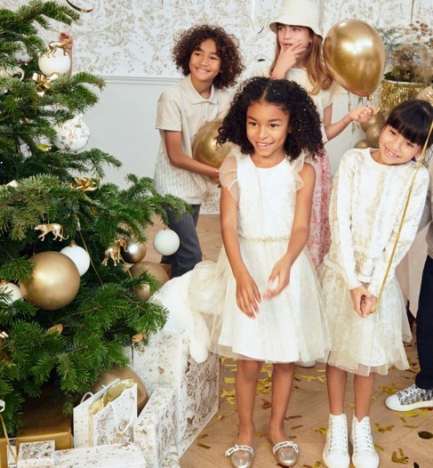 إكتشفي مجموعة Baby Dior الخاصة بالكريسماس