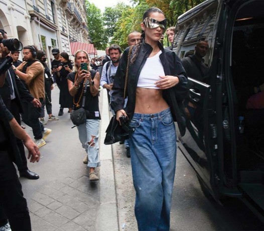 أجمل إطلالات الشارع الباريسي من أسبوع الموضة