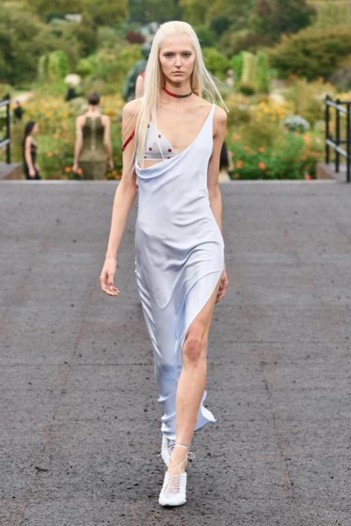مجموعة Givenchy تجسّد شخصية المرأة المعاصرة