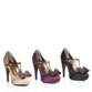 ماذا تختارين من الأحذية الزهريّة؟