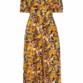 Whistles تطرح مجموعة أزيائها النسائية