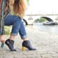 تانيا هيث تبتكر أحذية بكعوب قابلة للتعديل