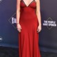 أناقة لافتة في حفل People's Choice Awards واللون الأحمر هو الأبرز
