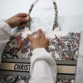 إكتشفي حقيبة "Dior Book Tote" بمنط "الحديقة الشتويّة"